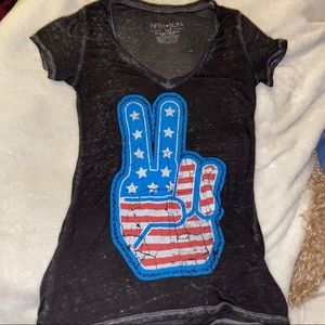 Red white and blue peace sign shirt🆒